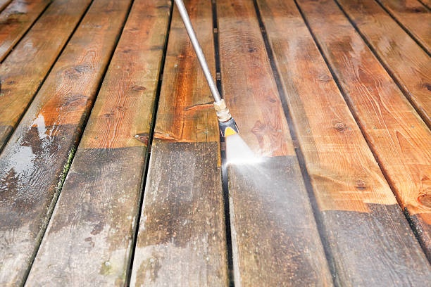 Best Gutter Cleaning  in Beverly Hills, CA
